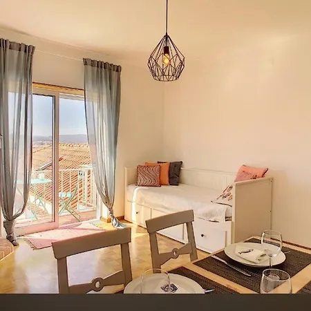 Apartment Casa Do Elevador - 100 M From The Nazaré
